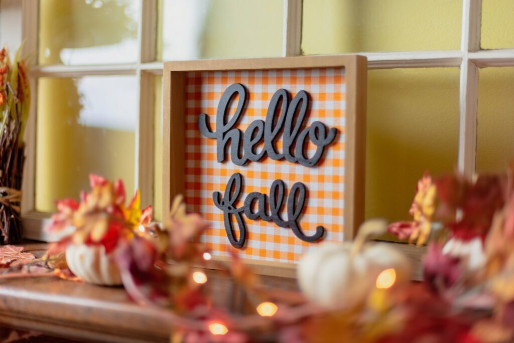 Autumn decor - Hello Fall